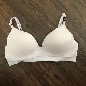 VS lightly padded bra